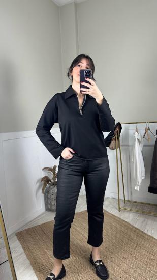 Siyah Dik Yaka Yarım Fermuarlı  Basic Sweatshirt